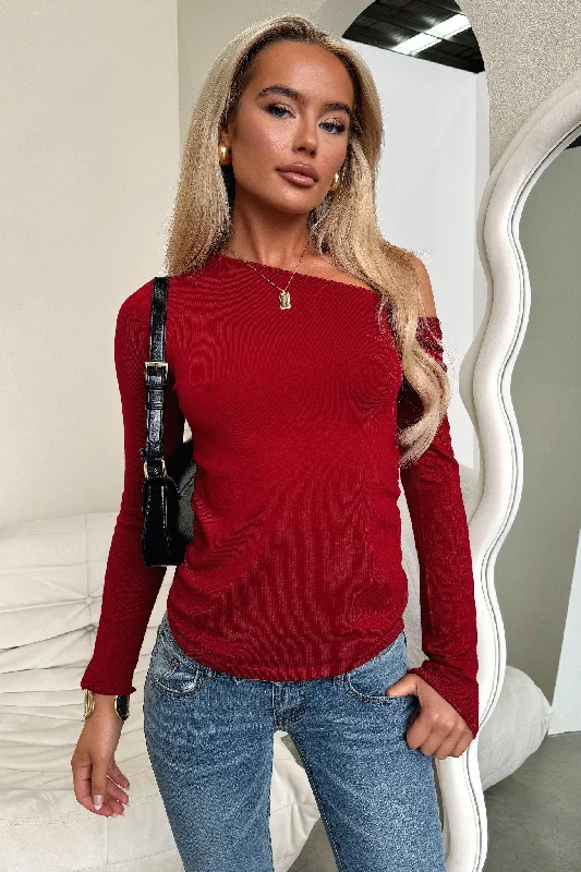 Baylee Off Shoulder Top - Burgundy