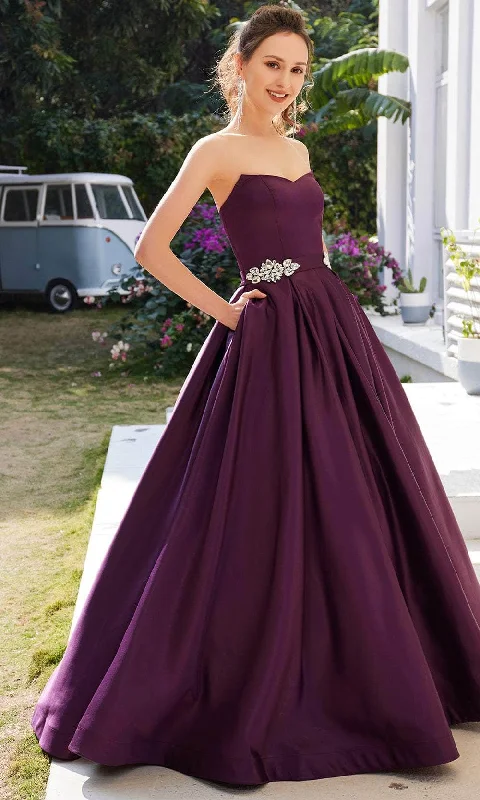 J'Adore Dresses J21018 - Modified Sweetheart Ballgown