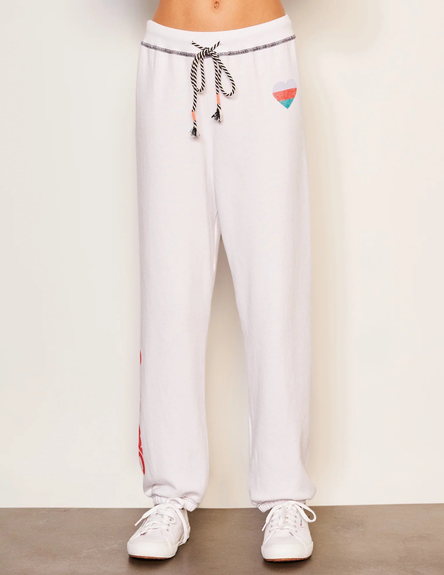 Jogger Heart ~ Optic White