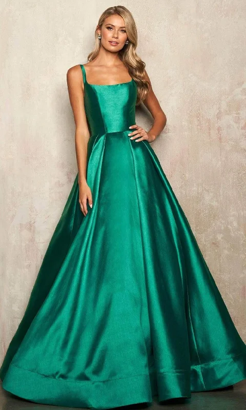 Sherri Hill - 54180 Sleeveless Square Neck Gown